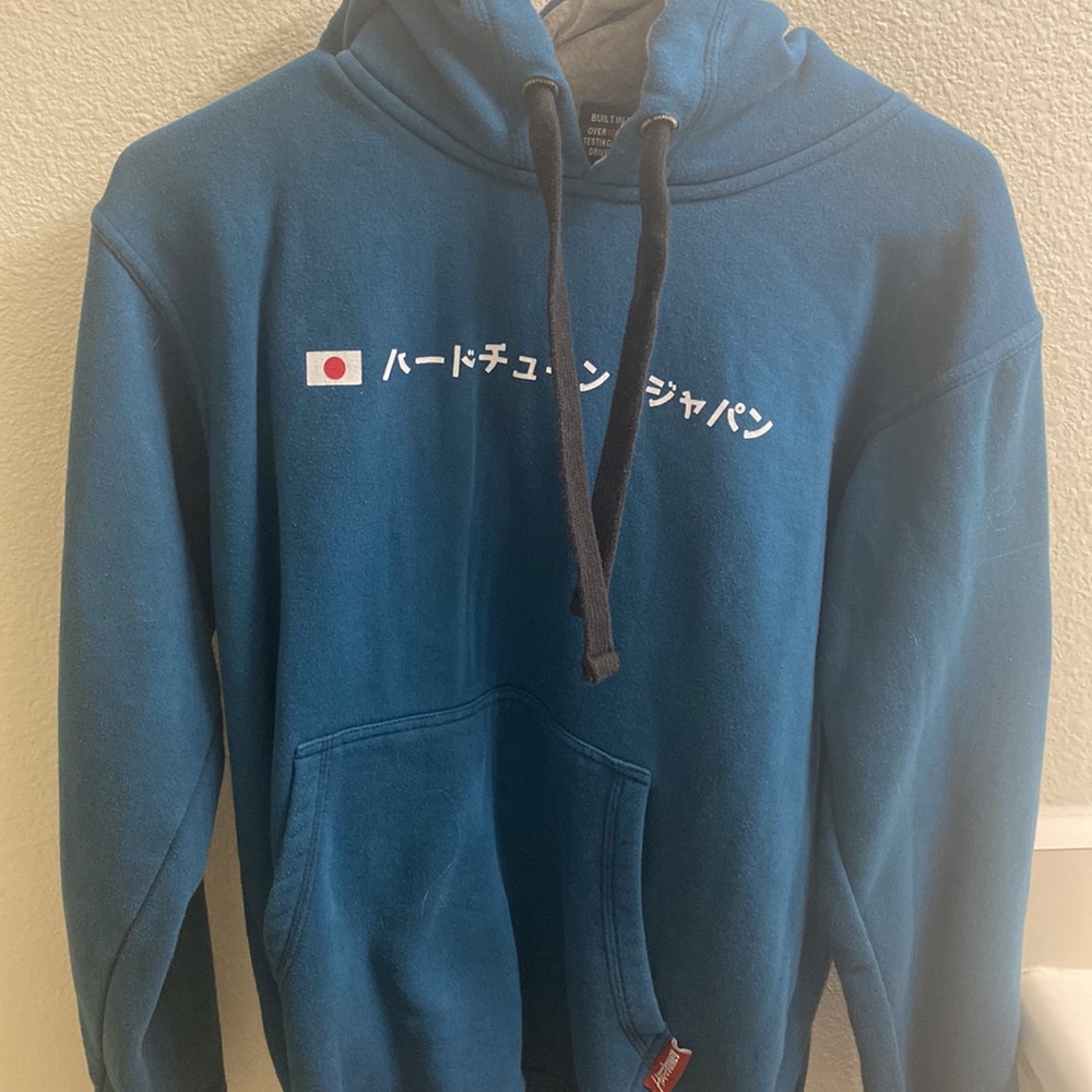 Hard tuned sweatshirt